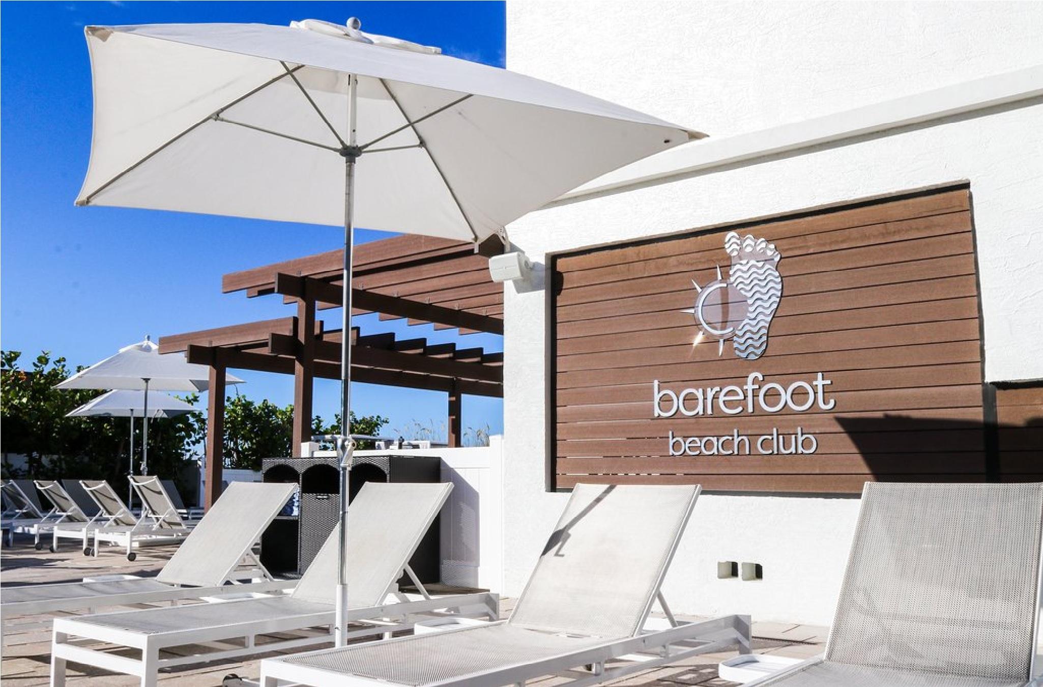 Barefoot Beach Club St. Pete Beach Buitenkant foto