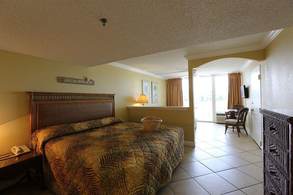 Barefoot Beach Club St. Pete Beach Buitenkant foto